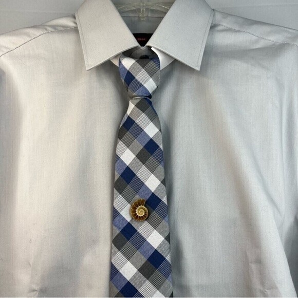 Authentic ammonite fossil tie tack or lapel pin - Picture 6 of 9